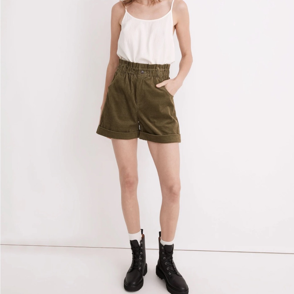 Madewell Corduroy Pull-On Paperbag Shorts in Olive
